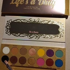 Life's a Drag Eyeshadow Palette